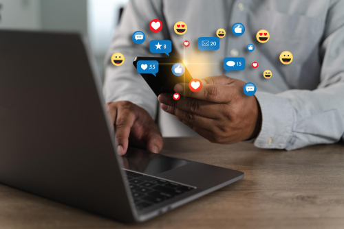social-proof-theory-in-marketing